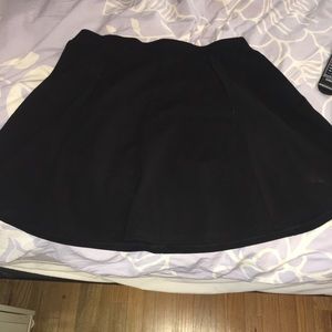 H & M black skater skirt